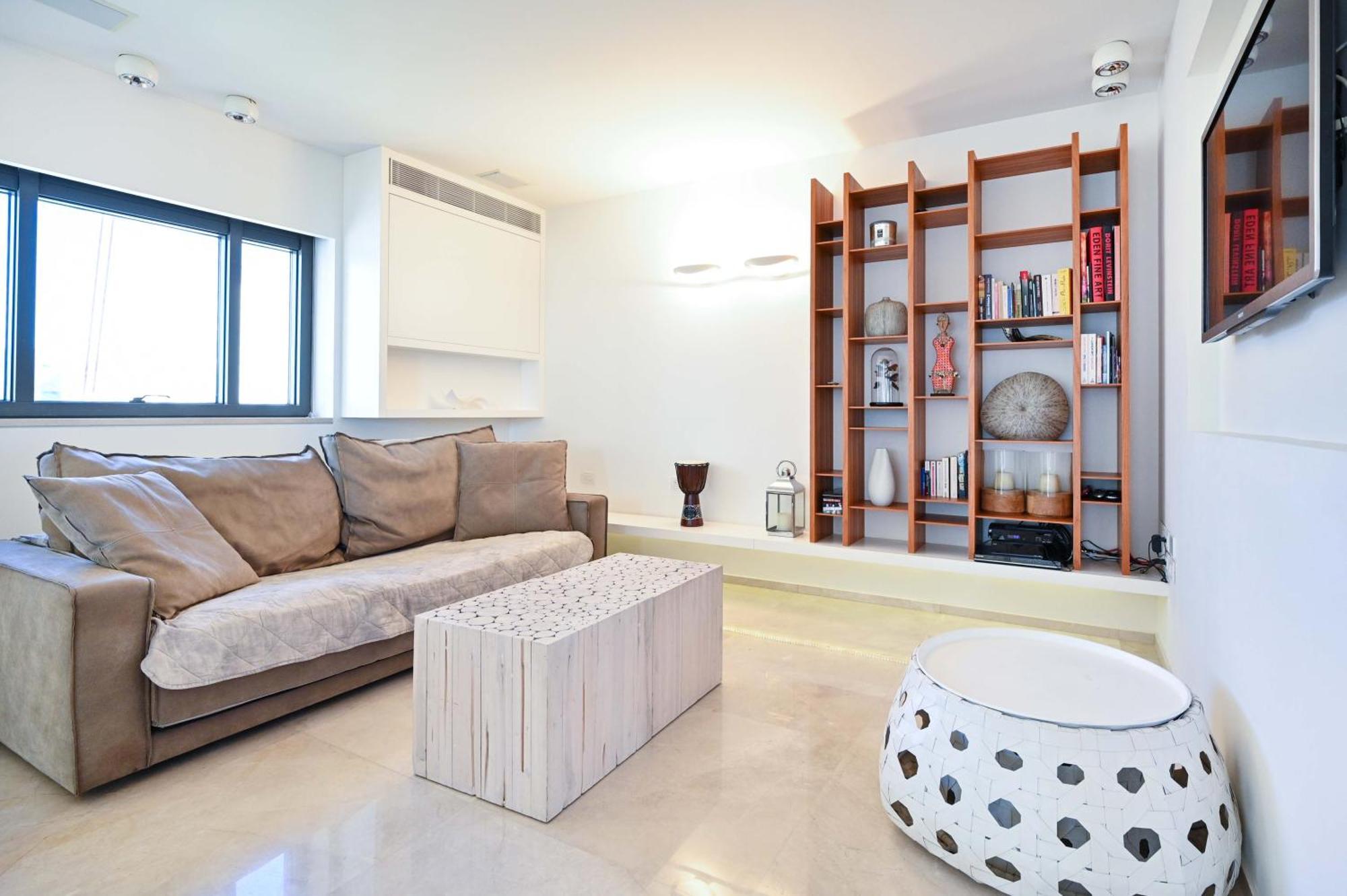 Apartment The Lounge Pool By Holyguest